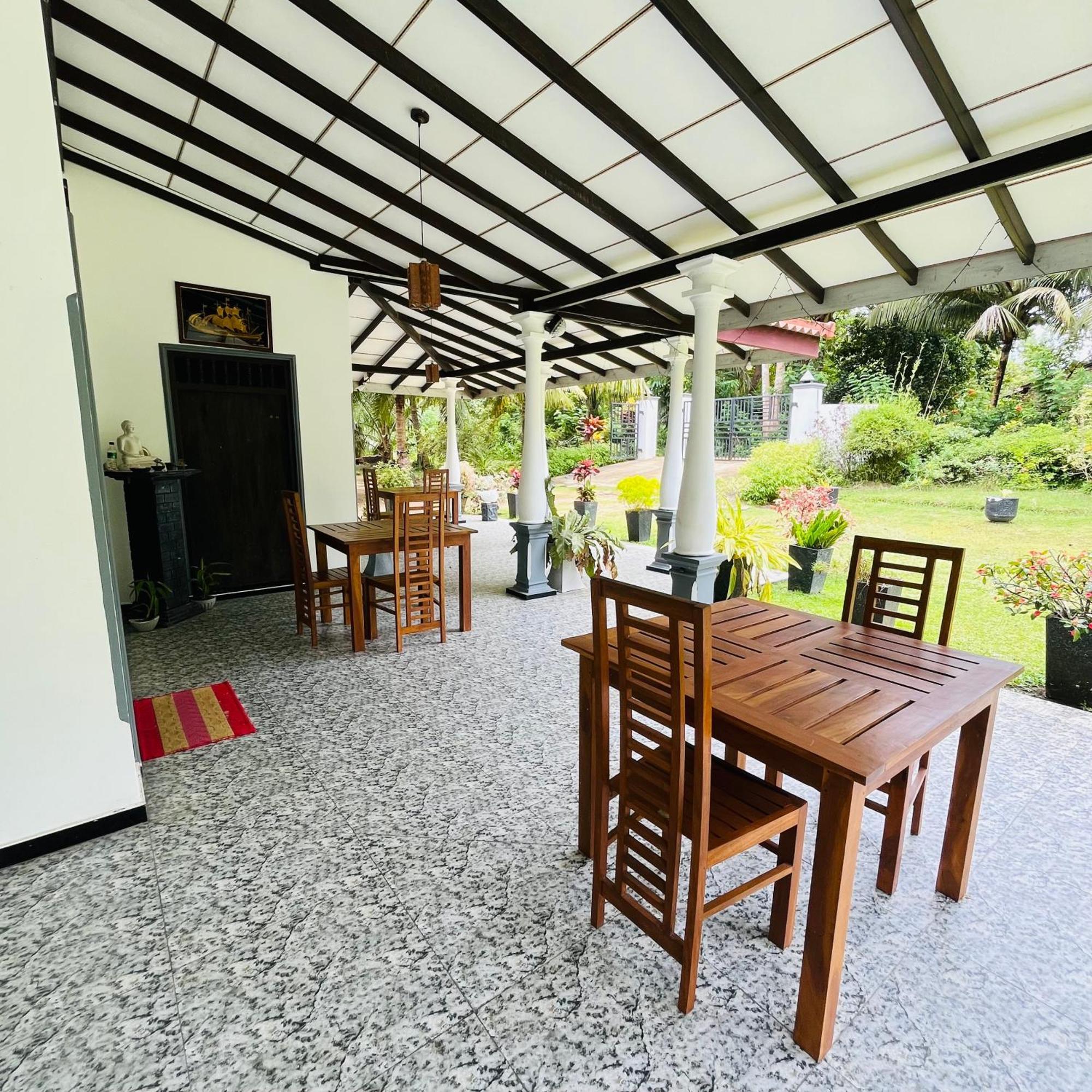 Hanguk Lanka Lagoon Villa Tangalle Exterior photo