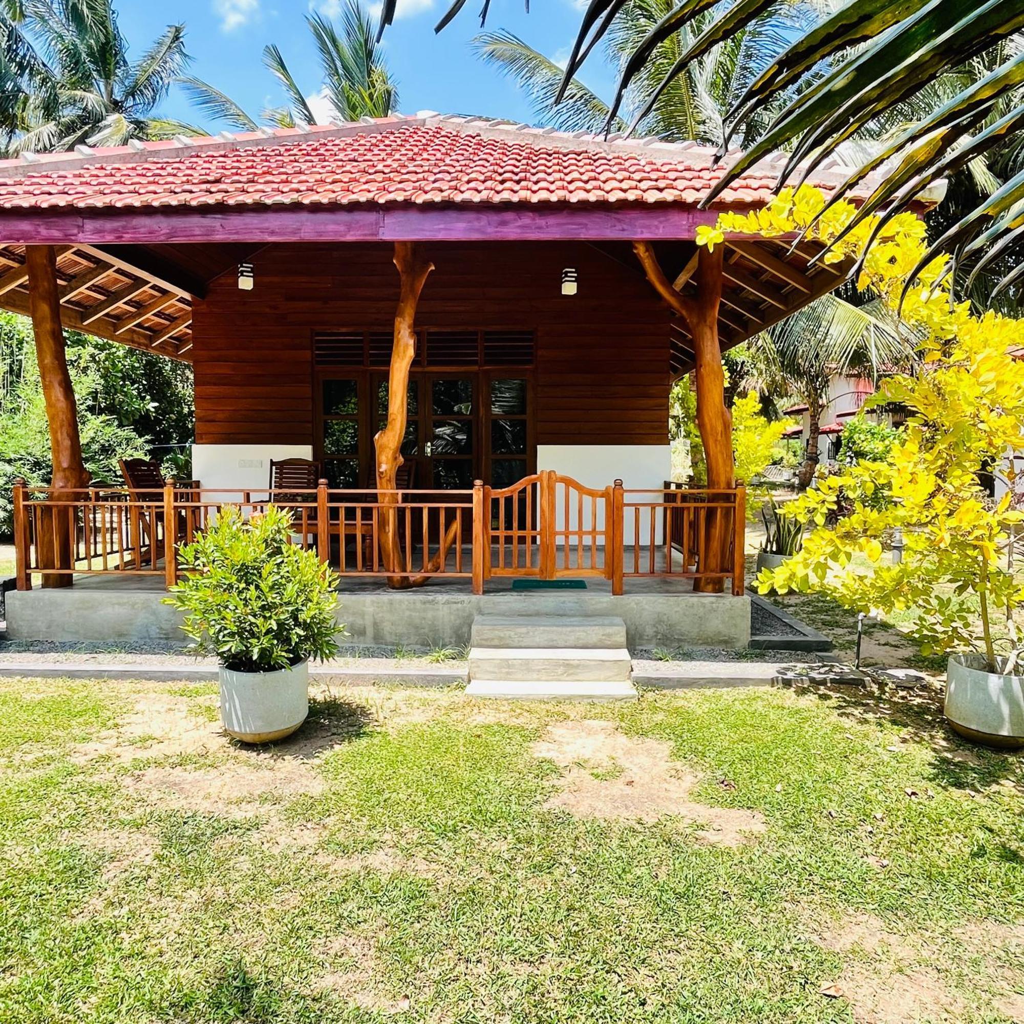 Hanguk Lanka Lagoon Villa Tangalle Exterior photo